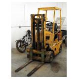 Vintage 1960s Clark Propane Fork Lift, Powers On