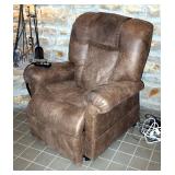 Ultra Comfort Micro-Fiber Electric Recliner, 45" x 40" x 32", Powers On