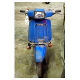 Vintage Honda Gas Powered Aero 50 Scooter, Mileage Showing 5982.8