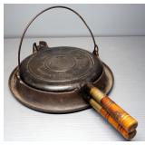 Wagner Cast Iron Waffle Iron No. 8