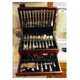 Wallace Silver Plate Flatware Set In Felt Lined Carrying Case, Total Qty 80 Pieces