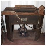 Lockformer 22 Gauge Pittsburgh Machine, 37" x 36" x 17"