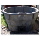 Rubbermaid 70 Gallon Stock Tank