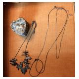 Sterling Silver And Gold Necklaces Qty 5 Pieces