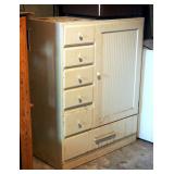 Vintage Painted Solid Wood 6-Drawer Gentleman
