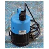 Simer 1/2 HP Submersible Utility Pump, Model 2385