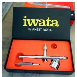 Iwata Revolution Air Brush, Model HP-CR, New In Box