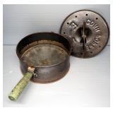 Antique E-Z Corn Popper