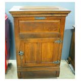 Vintage White Mountain Grand Oak Ice Box, 44" High x 30.25" Wide x 21.25" Deep