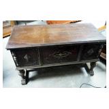 Vintage Lane Cedar Chest, Style 44559, 25.5" x 44" x 19.25"