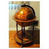 Sixteenth-Century Italian Replica Old World Globe Bar