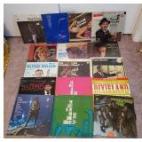 Vinyl LP Records Including Nat King Cole, Errol Garner, Ella Fitzgerald, Glen Miller, Frank Sinatra,