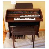 1999 Lowery Pageant Organ, 38" x 42" x 19", Includes Music Bench, Powers On