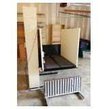 Harmar Highlander Residential Vertical Platform Lift, Powers On, With Aluminum Folding Threshold