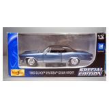 Maisto 1:26 Scale 1965 Buick Riviera Gran Sport Diecast Car And Flip-Over Buggy