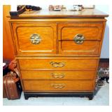 Vintage Basset Furniture Solid Wood 7 Drawer Chest Of Drawers, 47" x 40" x 20"