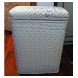 Vintage Wicker Laundry Hamper With Bath Towels, 25.5" x 19" x 10"