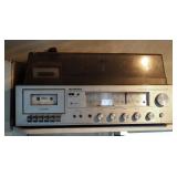 Vintage Sounddesign Am/Fm Stereo Receiver With Turntable And Cassette Deck And Mounted Speakers