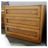 Huntley Furniture By Thomasville Three Drawer Dresser, 28.5" H x 33.25" W x 17" D