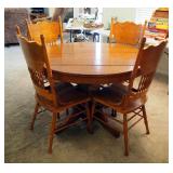 Antique Round Oak Dining Table, 29.5" x 46" Diameter With Matching Pressed Back Dining Chairs, Qty 4