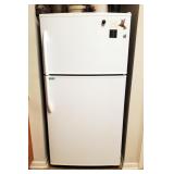 General Electric Refridgerator/Freezer Model # GTH21KCXAWW, 66.5" X 33" X 32"