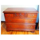 Roos Sweetheart Cedar Chest With Single Drawer, 30.75" x 40.25" x 19"