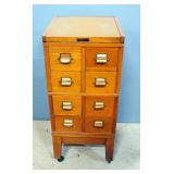 Witmer Record Co 8 Drawer Cataloging Cabinet, On Wheels, Each Drawer Can Hold 4" x 6" Cards, 38.5" H