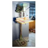 Chicago Tool 16 Speed Drill Press, Model # 3200, 3/4 HP Motor, Powers On