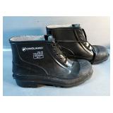 Onguard Steel Toe Lace Up Rubber Boots, Size Mens 11 And Honeywell Industrial Servus Steel Rubber Kn