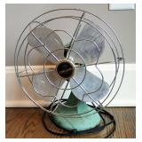 Vintage 12" Eskimo Table Fan, Model #1005R, Powers On