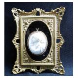 Antique 10K Yellow Gold Cameo Brooch/Pendant, Centered In Pressed Tin Frame