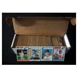 1977 Topps Lot Of Approx 500, Includes Tom Hutton, Jim Kaat, Jerry Martin, And More, See Photos