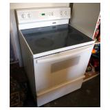 Kenmore Flat Top 4 Burner Electric Stove, 45.5" x 30" x 28"