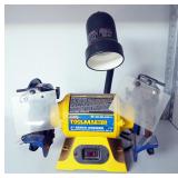 Lincoln ToolMaster 6" Bench Grinder With Light, Model LTG6, Powers On