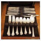 Reed And Barton Sterling Silver 50 Piece Flatware Set With Tarnish Resistant Cloths