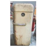 Lincoln Engineering Co, Chassis Lubrigun Lubricant Pump Without Accessories 39" x 19" x 19"