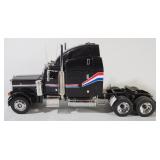 Franklin Mint Precision Models Peterbilt Model 379 1:32 Scale Diecast
