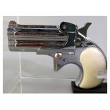 Davis Industries D-22 .22 LR Over/Under Derringer Pistol SN# 502668