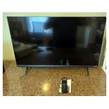 Vizio 32" LCD TV, Model D32FM-K01, With Remote, Powers On