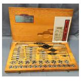 Craftsman Kromedge Auto Mechanic Tap * Die Set No. 9-5211, Complete, In Wood Case
