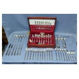 Community Silver Plate Flatware Set With Display Box, And Assorted Nobility Wind Song Pattern Silver