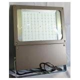 Architectural Design LED Flood Light, Model HUB560PL80/7N7, New In Box