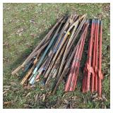 T Posts Assortment, Approximate Qty 34, Lengths Are 72" And 78" Tall