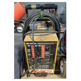 Montgomery Ward Wheeled Power Kraft AC-DC 30-250 AMP Arc Welder