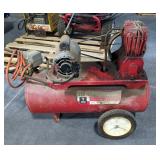 Doern Electric Corp. 1 HP Air Compressor