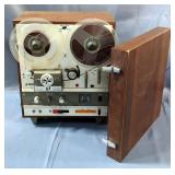 Akai Cartridge Super Deluxe Reel-To-Reel Tape Player Model X-1800SD