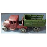 Painted Cast Iron Delivery Truck With Detachable Wagon, 4" x 11"