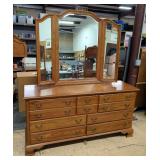 Pennsylvania House Seven Drawer Dresser With Beveled Glass Bifold Mirror, Dresser 33" x 67" x 20", M