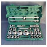 Pony 26 Pc 3/4" Drive & 1" Drive Heavy Duty Combination Socket Wrench Set, Model 07-886, In Hard Sid