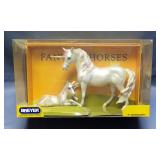 Breyer Fantasy Horses Traditional Series Alida & Elidor, 1:9 Scale Unicorn Mare And Foal, New In Box